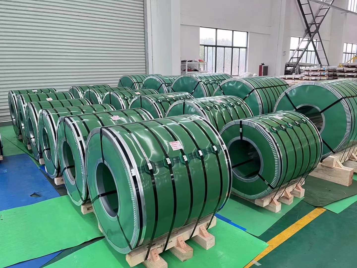 0Cr17Ni12Mo2 stainless steel coils 2 0Cr17Ni12Mo2 stainless steel coils 2